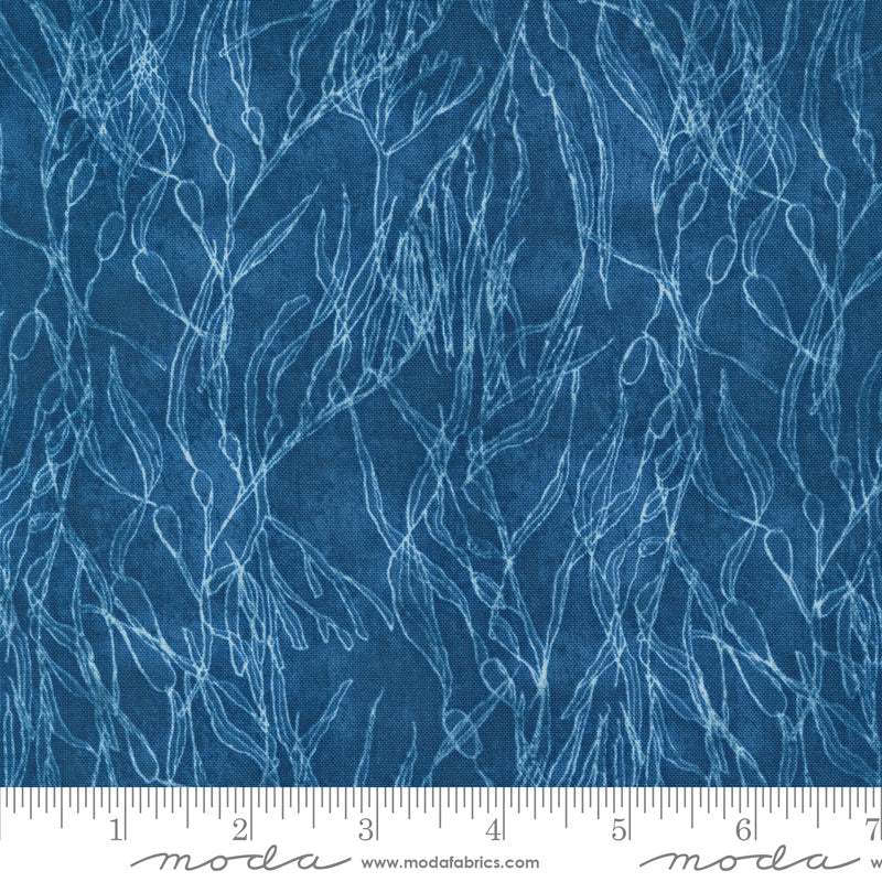 Cotton quilting fabric pattern called 'Seaweeds in Coastal'. Part of the 'Serena Shores' fabric collection. Designed by Robin Pickens for fabric company Moda. SKU: 48773 14. 44-45 inch width.