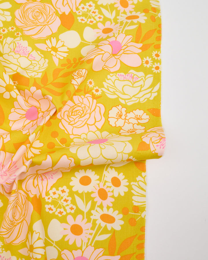 Cotton quilting fabric pattern called 'Morning Bloom in Golden Hour'. Part of the 'Rise and Shine' fabric collection. Designed by Melody Miller of Ruby Star Society for fabric company Moda Fabrics. SKU: RS0077 12. 44-45 inch width.